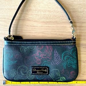 Disney DOONEY & BOURKE mini purse Epcot Food and Wine Festival. New without tags